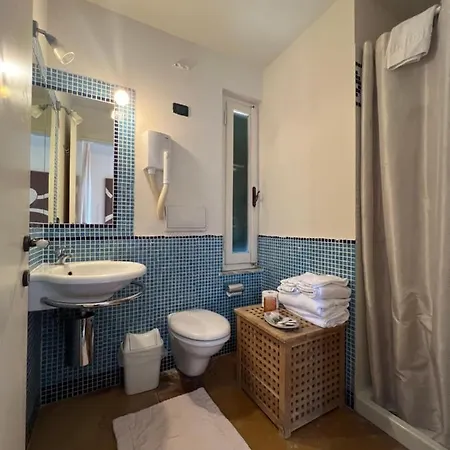 Affittacamere Locanda Lorena *