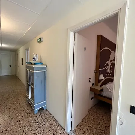 Lorena Гостевой дом Портовенере