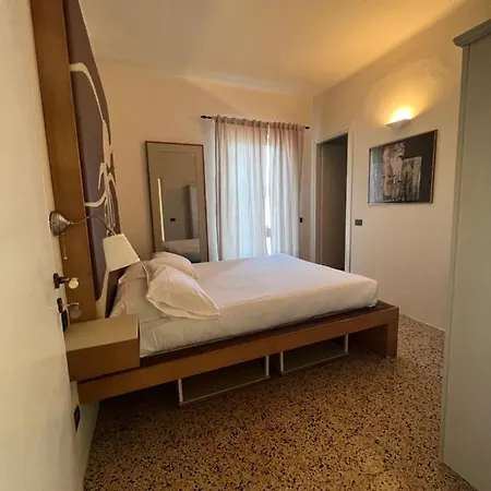 Lorena 3* Porto Venere