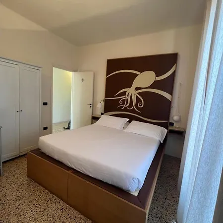 Гостевой дом Lorena Портовенере