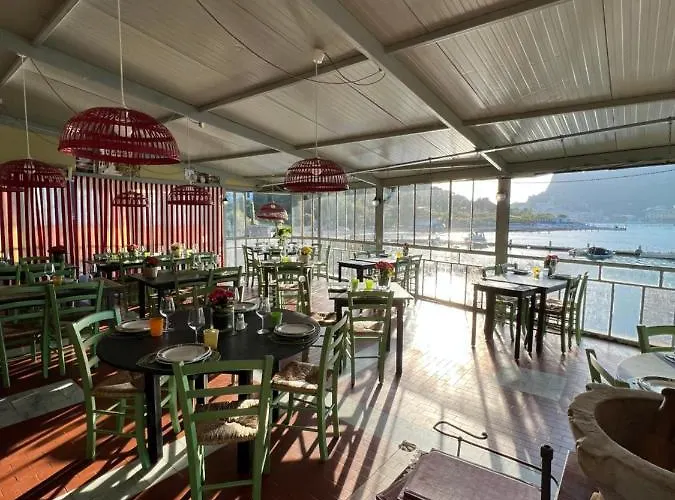 Lorena 3* 韦内雷港