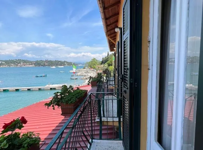 Lorena 招待所 韦内雷港